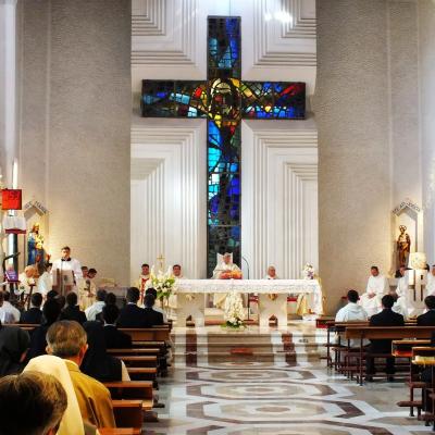 16 iunie: Iaşi: Aniversare sacerdotală