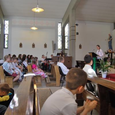 16 iunie: Ladispoli: Vizita canonică a episcopului Gino Reali la comunitatea românilor catolici