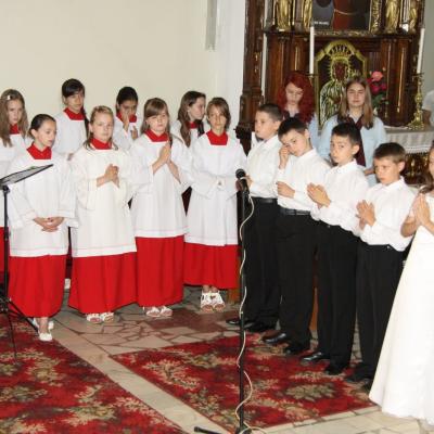 23 iunie: Suceava: Prima sfântă Împărtăşanie