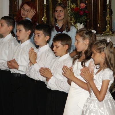 23 iunie: Suceava: Prima sfântă Împărtăşanie