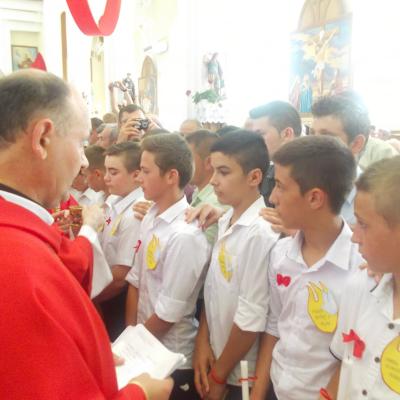 24 iunie: Gioseni: Administrarea sacramentului Mirului