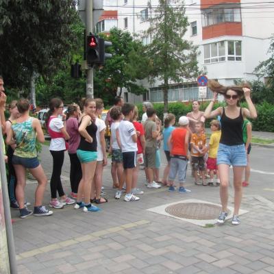 24-28 iunie: Bacău "Sfântul Nicolae": Campus pentru copii "Strălucind ca astrele în lume"
