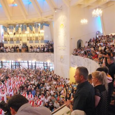 29 iunie: Hirotonirea a 30 de preoţi