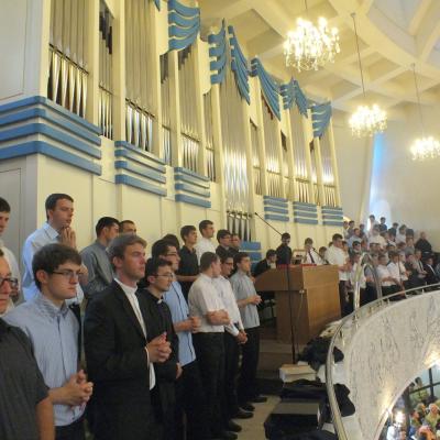 29 iunie: Hirotonirea a 30 de preoţi