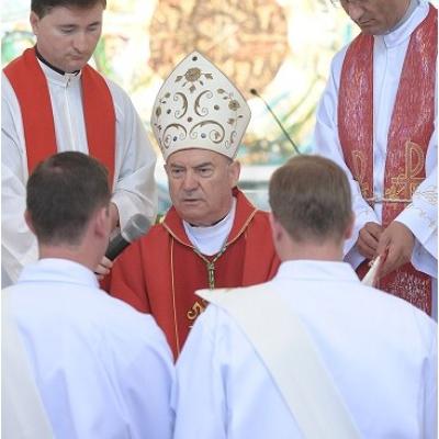 29 iunie: Hirotonirea a 30 de preoţi