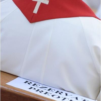 29 iunie: Hirotonirea a 30 de preoţi