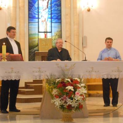 30 iunie: Roman ("Sfânta Tereza"): Prezentarea Bibliei catolice în limba română
