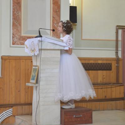 30 iunie: Siret: Prima sfântă Împărtăşanie