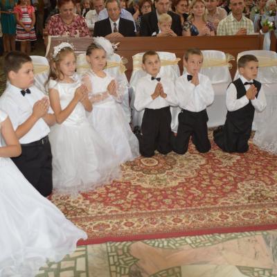 30 iunie: Siret: Prima sfântă Împărtăşanie