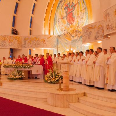 30 iunie: Barticeşti: Prima Liturghie a pr. Iosif Ghenţa, FIM