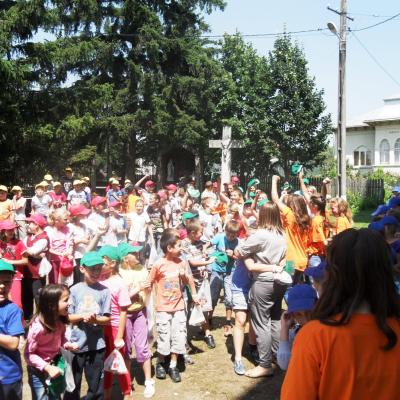1-6 iulie: Oţeleni: "Vara împreună" - "Kung Fu Panda"