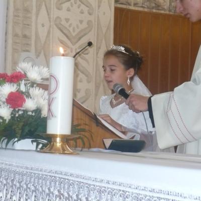 7 iulie: Tuta: Prima Sfântă Împărtăşanie