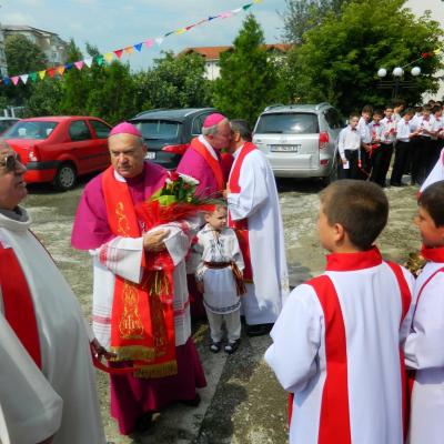 7 iulie: Bacău "Fericitul Ieremia": Administrarea sacramentului Mirului