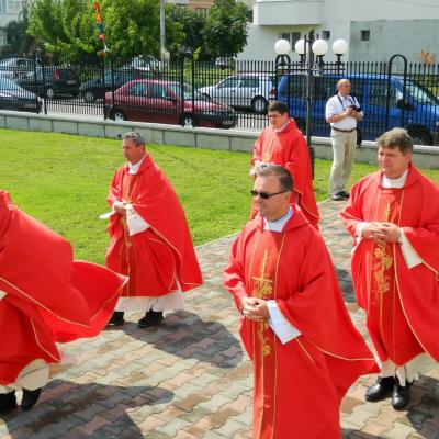 7 iulie: Bacău "Fericitul Ieremia": Administrarea sacramentului Mirului