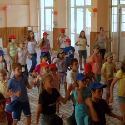 8-13 iulie: Oneşti: Campus "Secretul adevăratei fericiri"