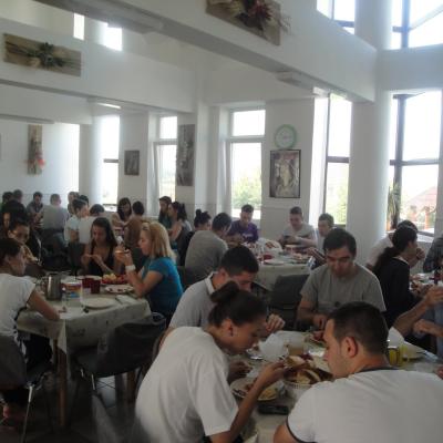 9-12 iulie: Bacău "Sfântul Nicolae": Campusul tinerilor "Noi suntem speranţa lumii"