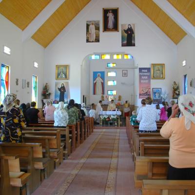 10-12 iulie: Poiana Micului: Campus pentru adolescenţi din Parohia Iaşi "Sfânta Tereza"