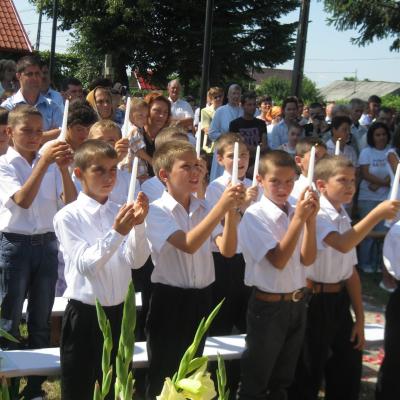 14 iulie: Schineni: Prima Sfântă Împărtăşanie