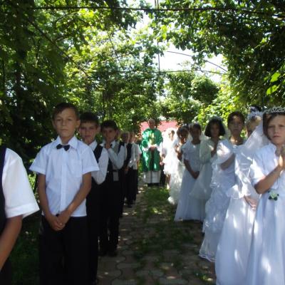 14 iulie: Bijghir: Prima Sfântă Împărtăşanie