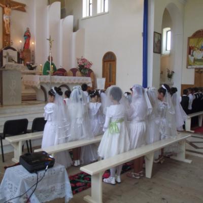 14 iulie: Bijghir: Prima Sfântă Împărtăşanie