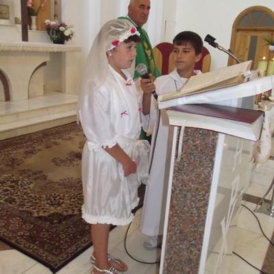 14 iulie: Bijghir: Prima Sfântă Împărtăşanie