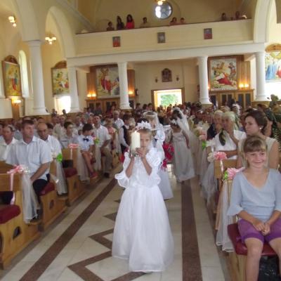 14 iulie: Bijghir: Prima Sfântă Împărtăşanie