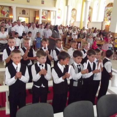 14 iulie: Bijghir: Prima Sfântă Împărtăşanie