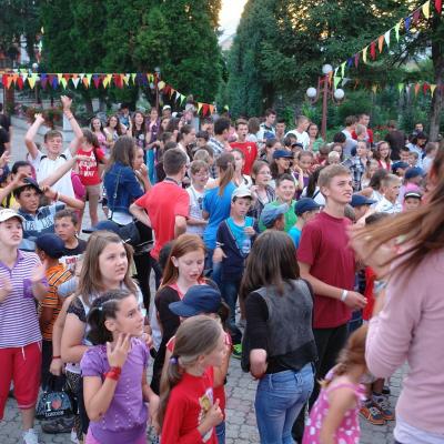 15-21 iulie: Tămăşeni: Campus "Vara împreună" 2013