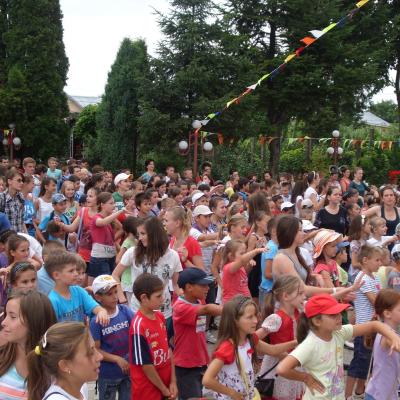 15-21 iulie: Tămăşeni: Campus "Vara împreună" 2013