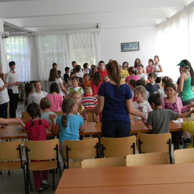 15-21 iulie: Suceava: Vara Împreună - Alice în Ţara Minunilor
