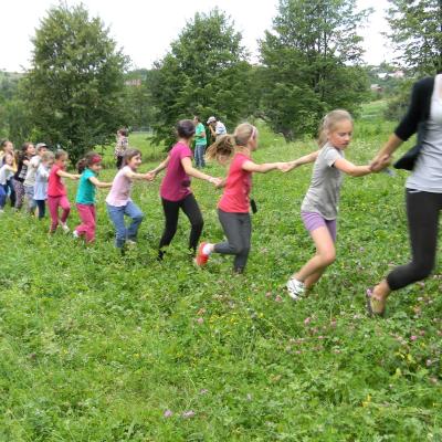 15-21 iulie: Suceava: Vara Împreună - Alice în Ţara Minunilor