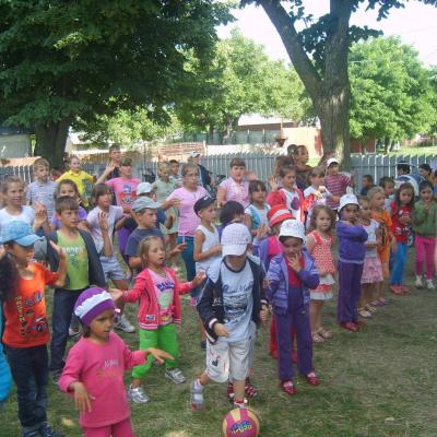 24-28 iulie şi 31 iulie - 4 august: Boghicea şi Slobozia: Campusuri de vară despre credinţă