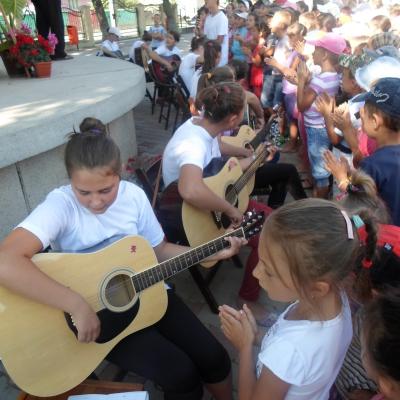 24-26 iulie: Tuta: Vara Împreună