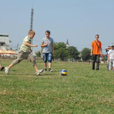 29 iulie - 2 august: Iugani: Campus "Vara Împreună"