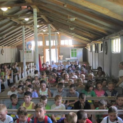 30 iulie - 9 august: Satu Nou: Suntem mesagerii lui Isus