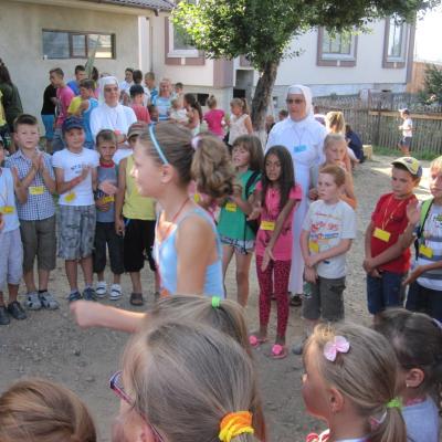 30 iulie - 9 august: Satu Nou: Suntem mesagerii lui Isus