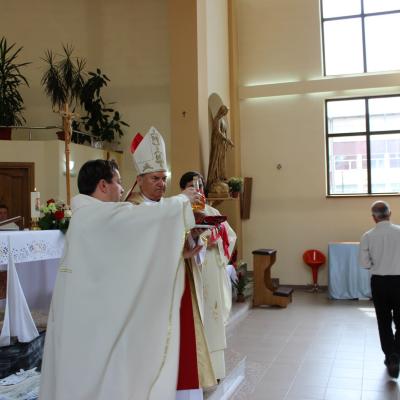 31 iulie: Roman ("Isus, Bunul Păstor"): Înmânarea numirilor preoţilor nou-sfinţiţi