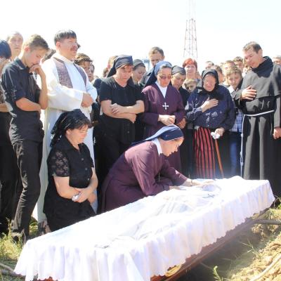2 august: Luizi-Călugăra: In memoriam pr. Petru Avădăni şi fr. Petrică Sascău