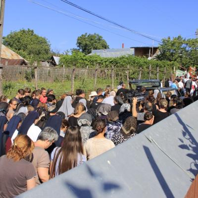 2 august: Luizi-Călugăra: In memoriam pr. Petru Avădăni şi fr. Petrică Sascău