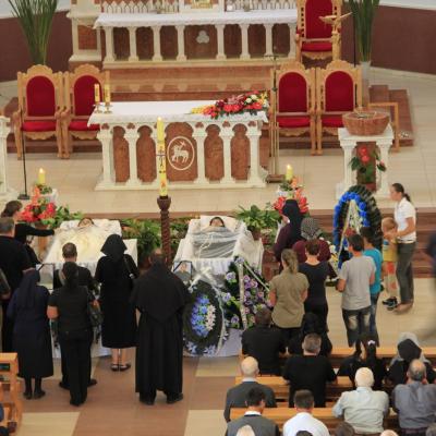 2 august: Luizi-Călugăra: In memoriam pr. Petru Avădăni şi fr. Petrică Sascău
