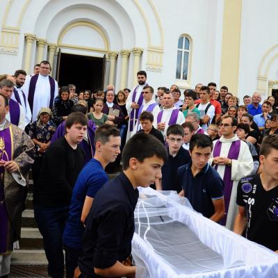 2 august: Luizi-Călugăra: In memoriam pr. Petru Avădăni şi fr. Petrică Sascău