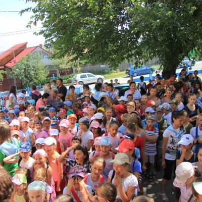 6-10 august: Luizi-Călugăra: Campus pentru copii "Credinţa, izvor de viaţă, de pace şi de bucurie"