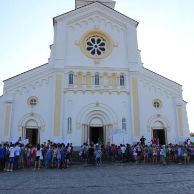 6-10 august: Luizi-Călugăra: Campus pentru copii "Credinţa, izvor de viaţă, de pace şi de bucurie"