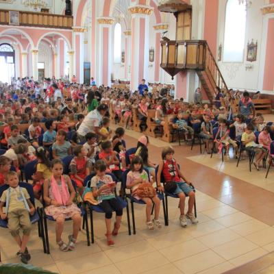 6-10 august: Luizi-Călugăra: Campus pentru copii "Credinţa, izvor de viaţă, de pace şi de bucurie"