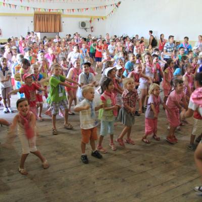 6-10 august: Luizi-Călugăra: Campus pentru copii "Credinţa, izvor de viaţă, de pace şi de bucurie"