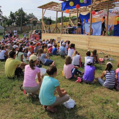 6-10 august: Luizi-Călugăra: Campus pentru copii "Credinţa, izvor de viaţă, de pace şi de bucurie"