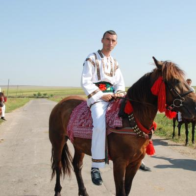 10 august: Butea: Administrarea Mirului