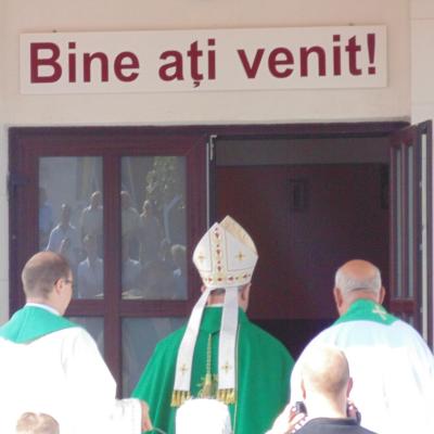 11 august: Bijghir şi Buhoci: Inaugurarea şi sfinţirea a două lăcaşuri importante