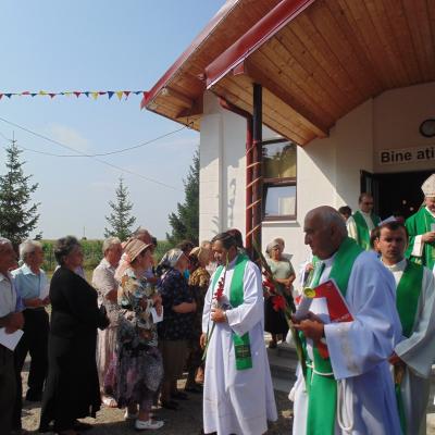 11 august: Bijghir şi Buhoci: Inaugurarea şi sfinţirea a două lăcaşuri importante