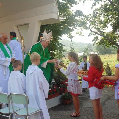 11 august: Bijghir şi Buhoci: Inaugurarea şi sfinţirea a două lăcaşuri importante